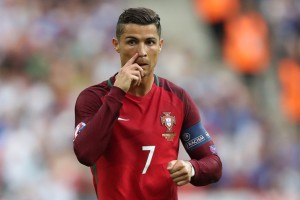 半岛体育-内马尔新星精彩发挥表现惊艳，RNG未来可期！